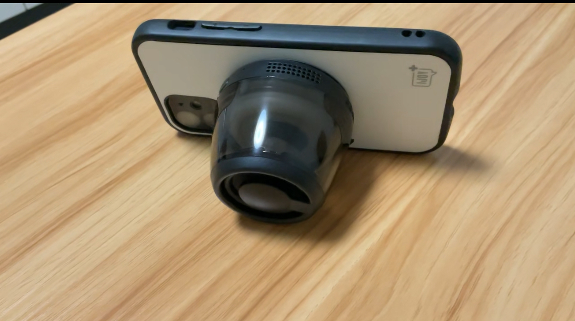 iphone12miniにゲオのBTマグネットスピーカーmini